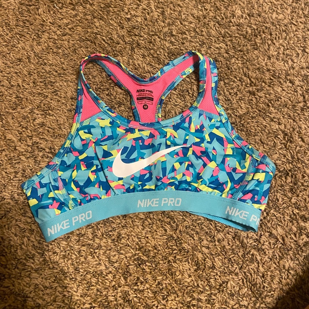 Girls M Nike Sports Bra